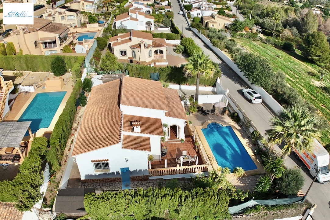 villa en Benitachell(Les Fonts) en vente, construit 132 m², terrain 672 m², 3 chambre, 2 salle de bains, piscina, ref.: CA-H-1844-AMBE-37