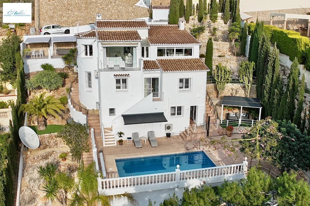 villa en Moraira(Arnella) en vente, construit 248 m², aire acondicionado, terrain 958 m², 5 chambre, 3 salle de bains, piscina, ref.: CA-H-1854-AMB-35