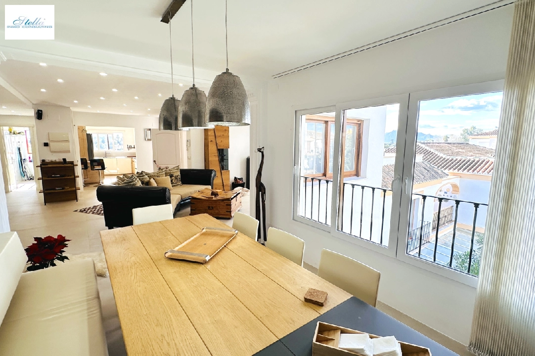 atico en Denia(Las Marinas) en vente, construit 168 m², ano de construccion 98, estado como nuevo, + calefaccion suelo, aire acondicionado, 4 chambre, 3 salle de bains, piscina, ref.: AS-0325-23