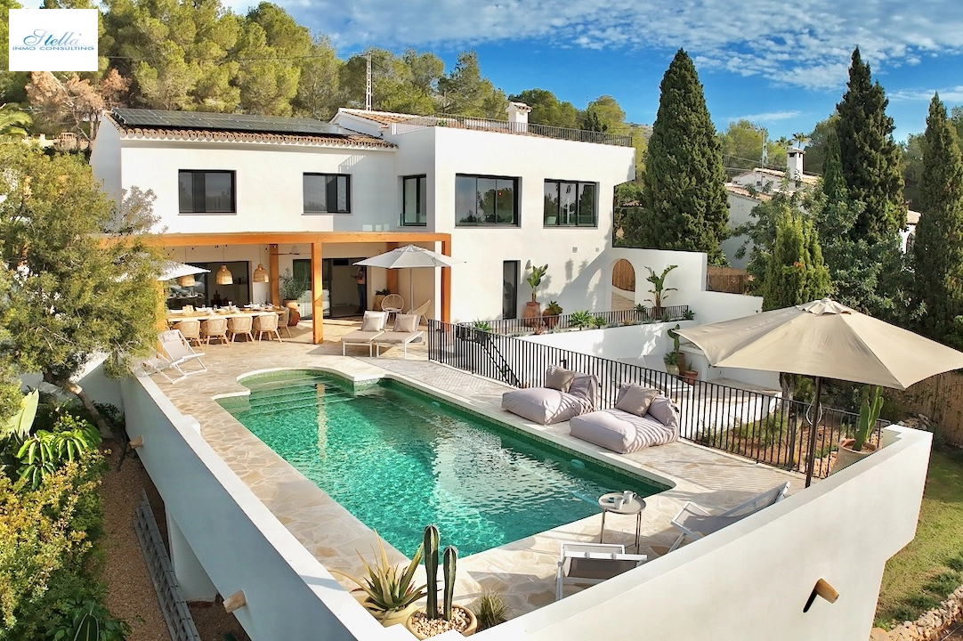 villa en Moraira(Arnella) en vente, construit 270 m², aire acondicionado, terrain 1099 m², 5 chambre, 4 salle de bains, piscina, ref.: CA-H-1852-AMBEI-5