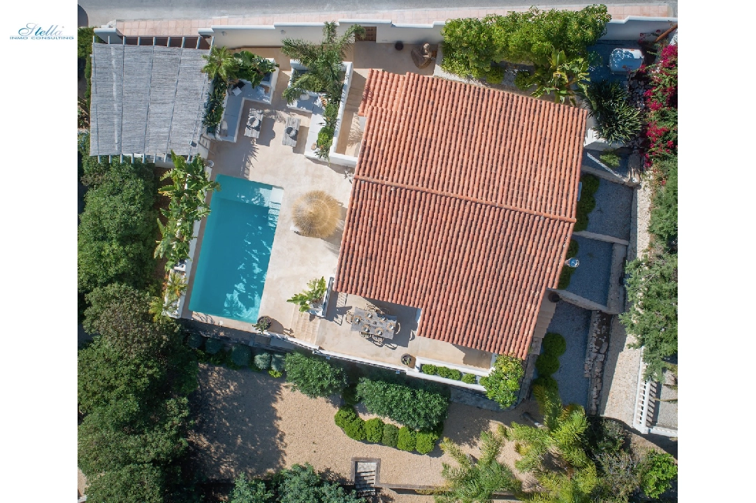 villa en Benissa(Montemar) en vente, construit 156 m², aire acondicionado, terrain 660 m², 3 chambre, 3 salle de bains, piscina, ref.: CA-H-1858-AMB-30