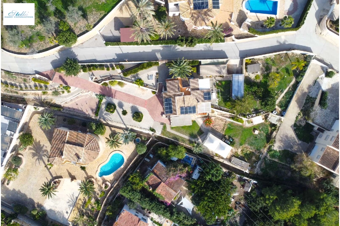 villa en Benissa(La Fustera) en vente, construit 171 m², ano de construccion 1975, aire acondicionado, terrain 2095 m², 3 chambre, 2 salle de bains, piscina, ref.: BP-C4XY4471BEN-2